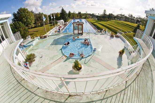 05C - Riding and Relaxation