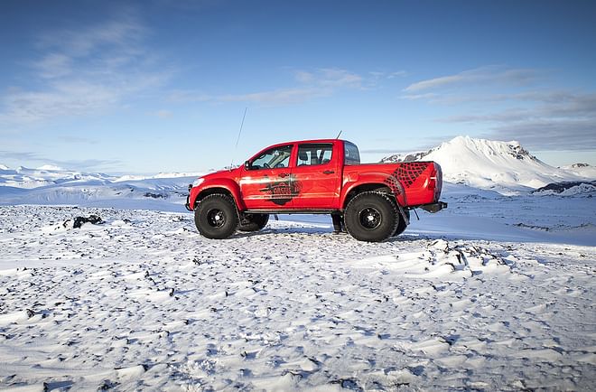 Golden Circle and Natural Ice Cave Jeep tour