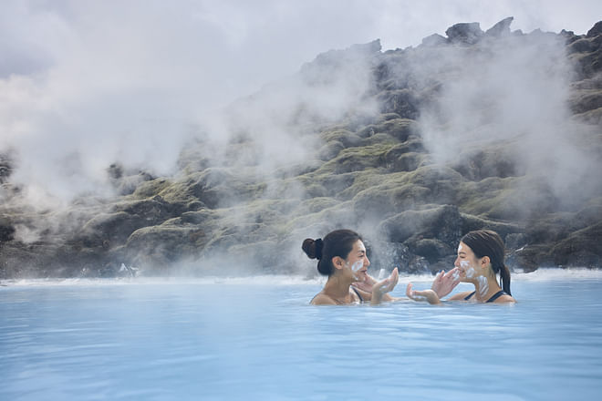 Keflavík Airport - Blue Lagoon, Premium Admission & Transfer