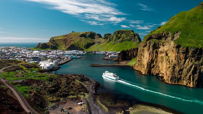 Private tour to Westman Islands with waterfall visit