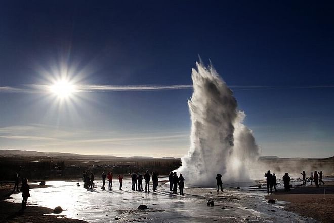 Golden Circle and Waterfalls, with Friðheimar Farm and Kerið in small group