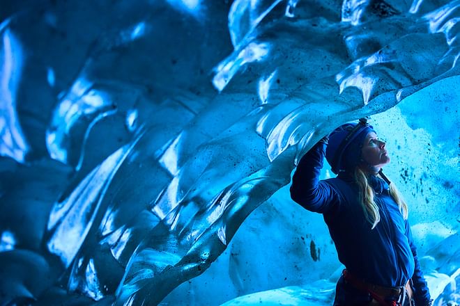 3 Day Minibus Tour: South Coast, Blue Ice Cave, Golden Circle & Northern Lights