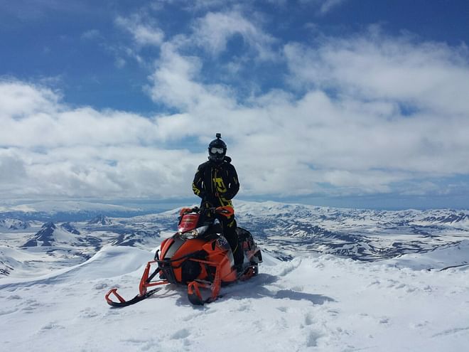 Landmannalaugar highland Snowmobiling tour