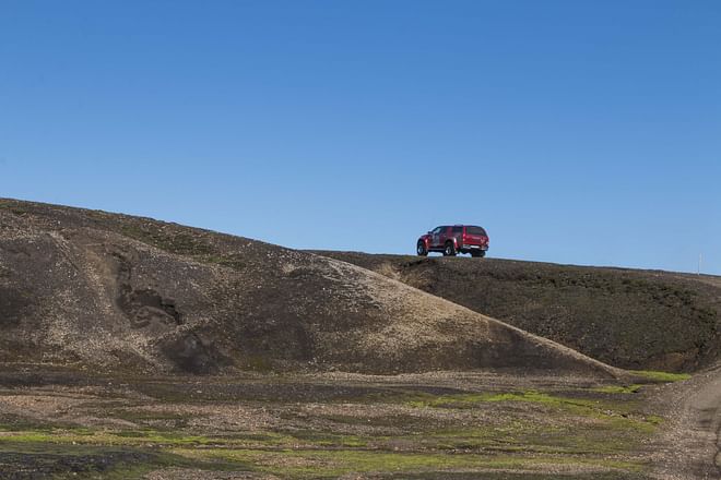 Golden Circle and Natural Ice Cave Jeep tour