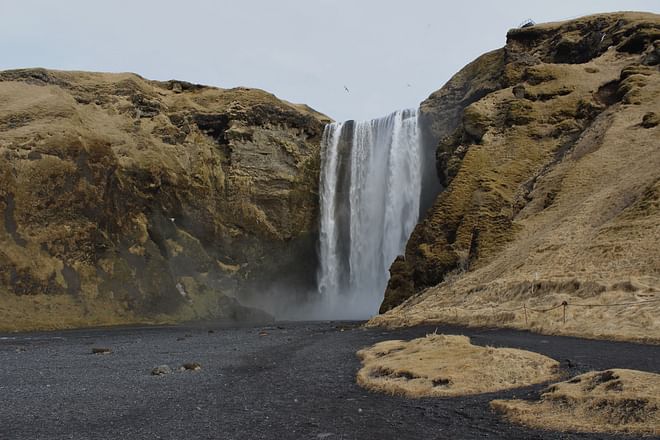 2 Day Summer Minibus Tour: South Coast, Glacier Hike & Jokulsarlon 
