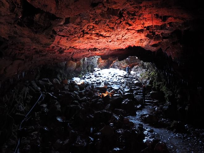 Private Luxury Jeep Tour - Reykjanes Peninsula and Northern Lights with Blue Lagoon and Lava Tunnel