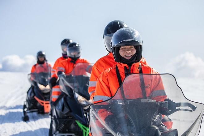 South Coast & Glacier Snowmobiling Adventure