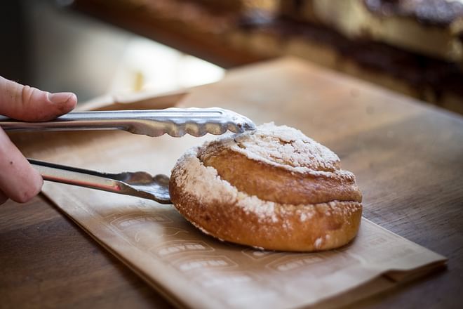 Private Reykjavik City tour with transportation option