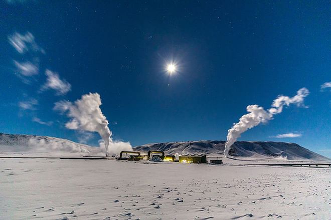 Geology tour: Þeistareykir - private tour