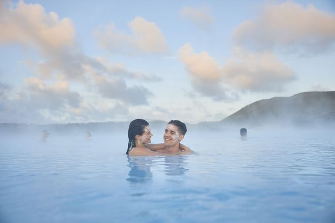 Keflavík Airport - Blue Lagoon, Premium Admission & Transfer