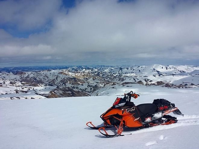 Landmannalaugar highland Snowmobiling tour